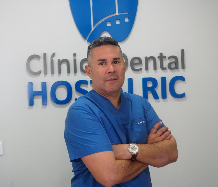 Juan Manuel Benalcázar Martinez Odontología General, Estética y Prótesis